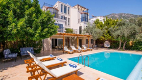 Kalkan 4 Bedroom Villa 6670